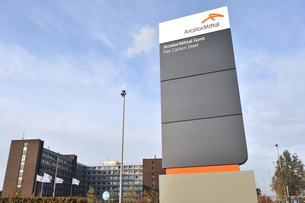 Hoofdgebouw-totem-1024x681